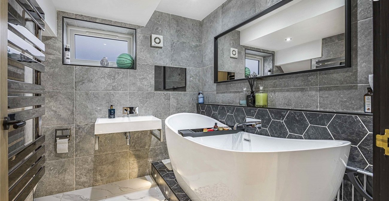 3 bedroom house for sale in Rochester | Robinson Michael & Jackson