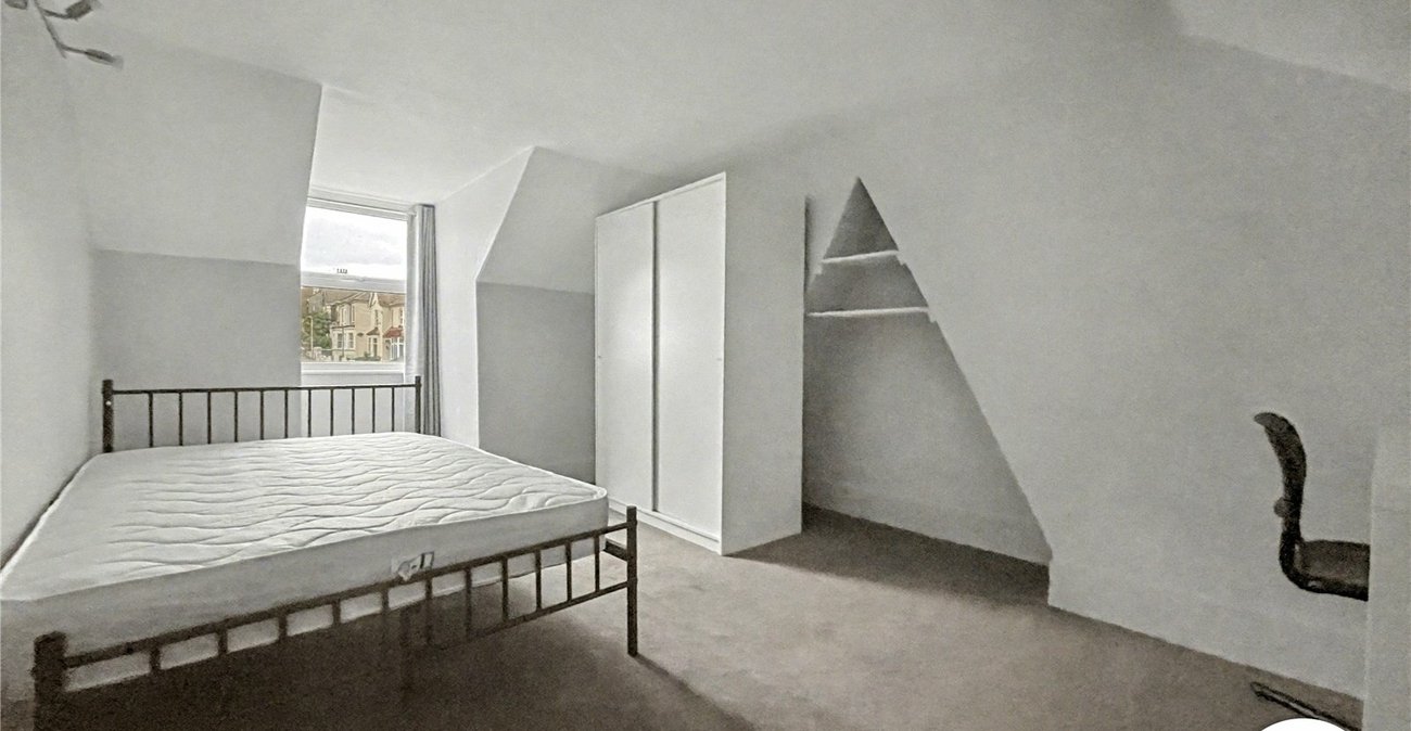 6 bedroom house for sale in Rochester | Robinson Michael & Jackson