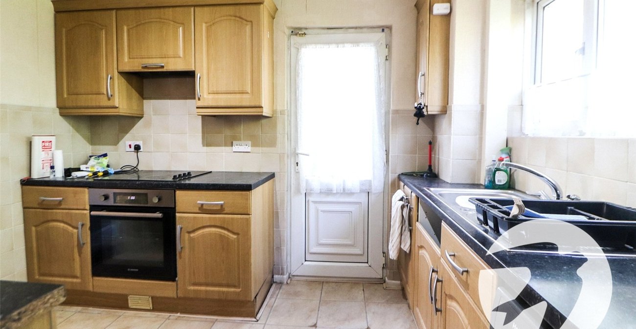 3 bedroom house for sale in Erith | Robinson Jackson