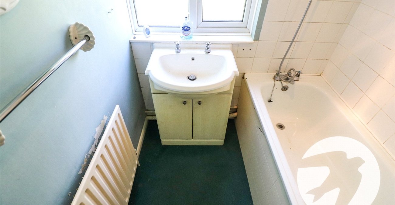 3 bedroom house for sale in Erith | Robinson Jackson