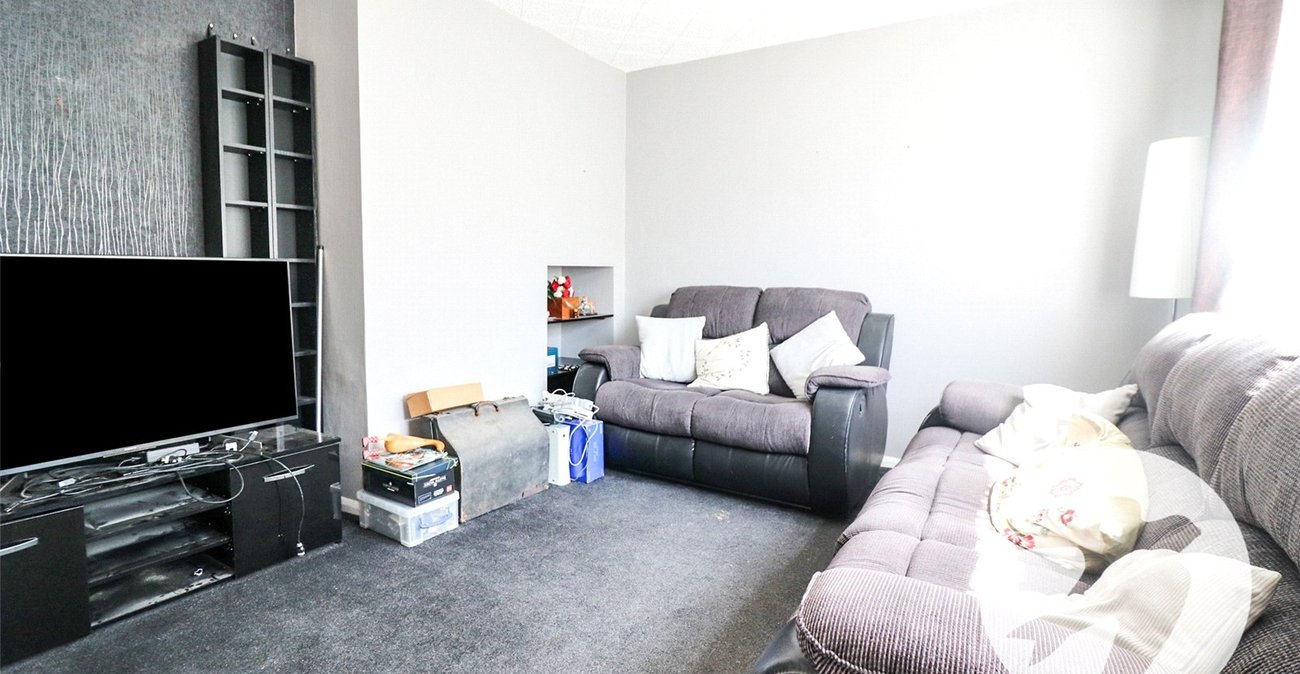 3 bedroom house for sale in Erith | Robinson Jackson