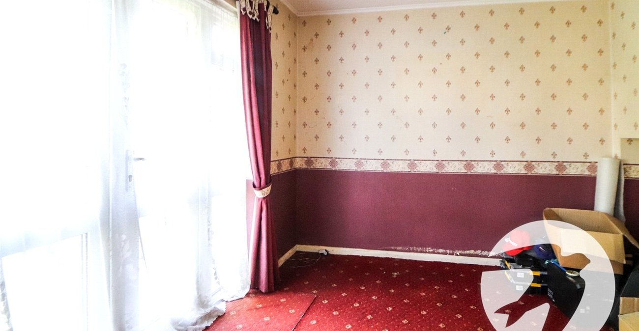 3 bedroom house for sale in Erith | Robinson Jackson