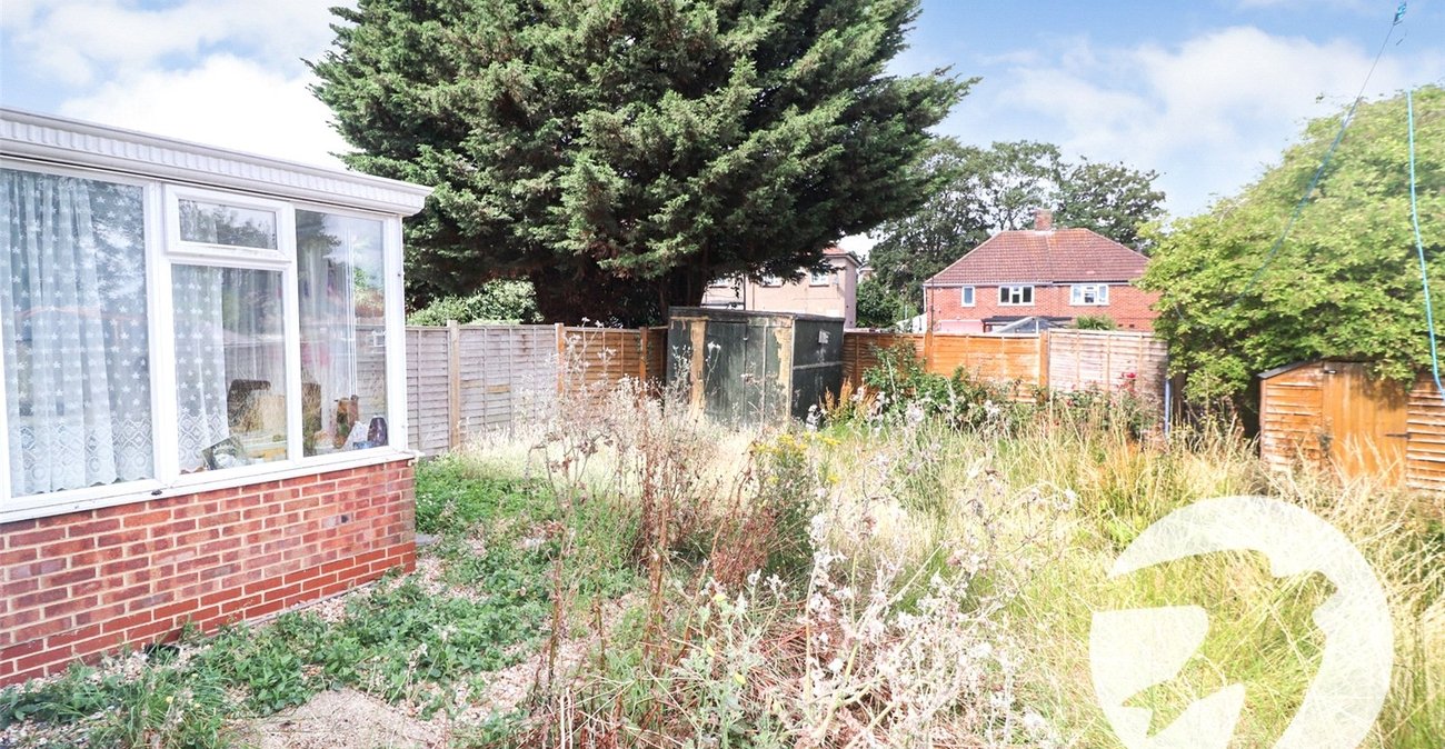 3 bedroom house for sale in Erith | Robinson Jackson