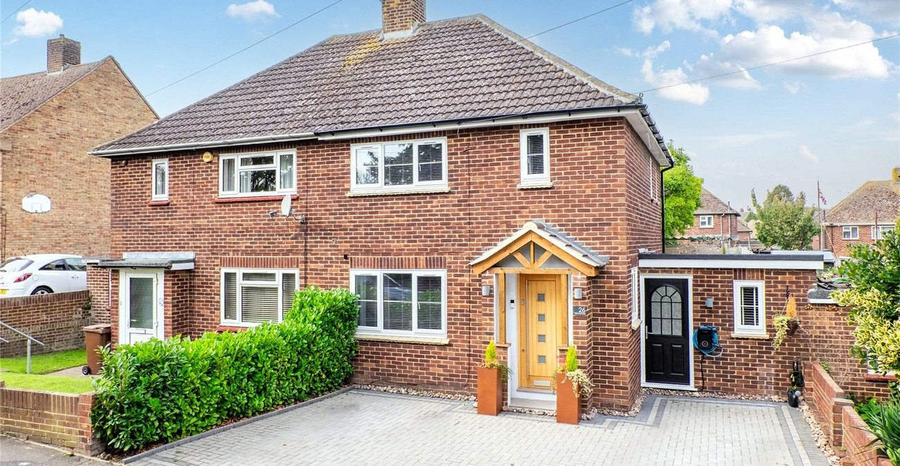 2 bedroom house for sale in Wainscott | Robinson Michael & Jackson