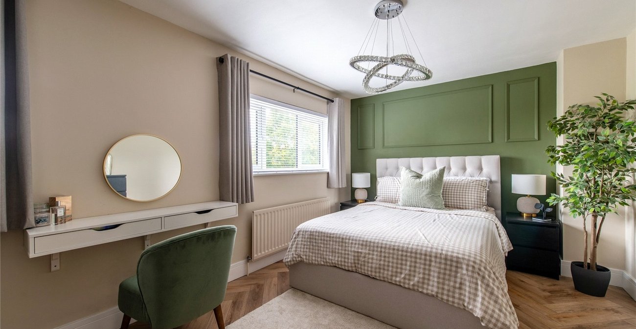 2 bedroom house for sale in Wainscott | Robinson Michael & Jackson