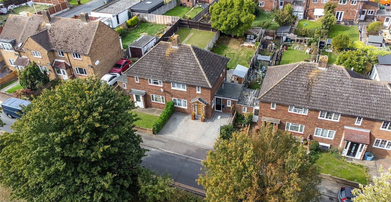 2 bedroom house for sale in Wainscott | Robinson Michael & Jackson