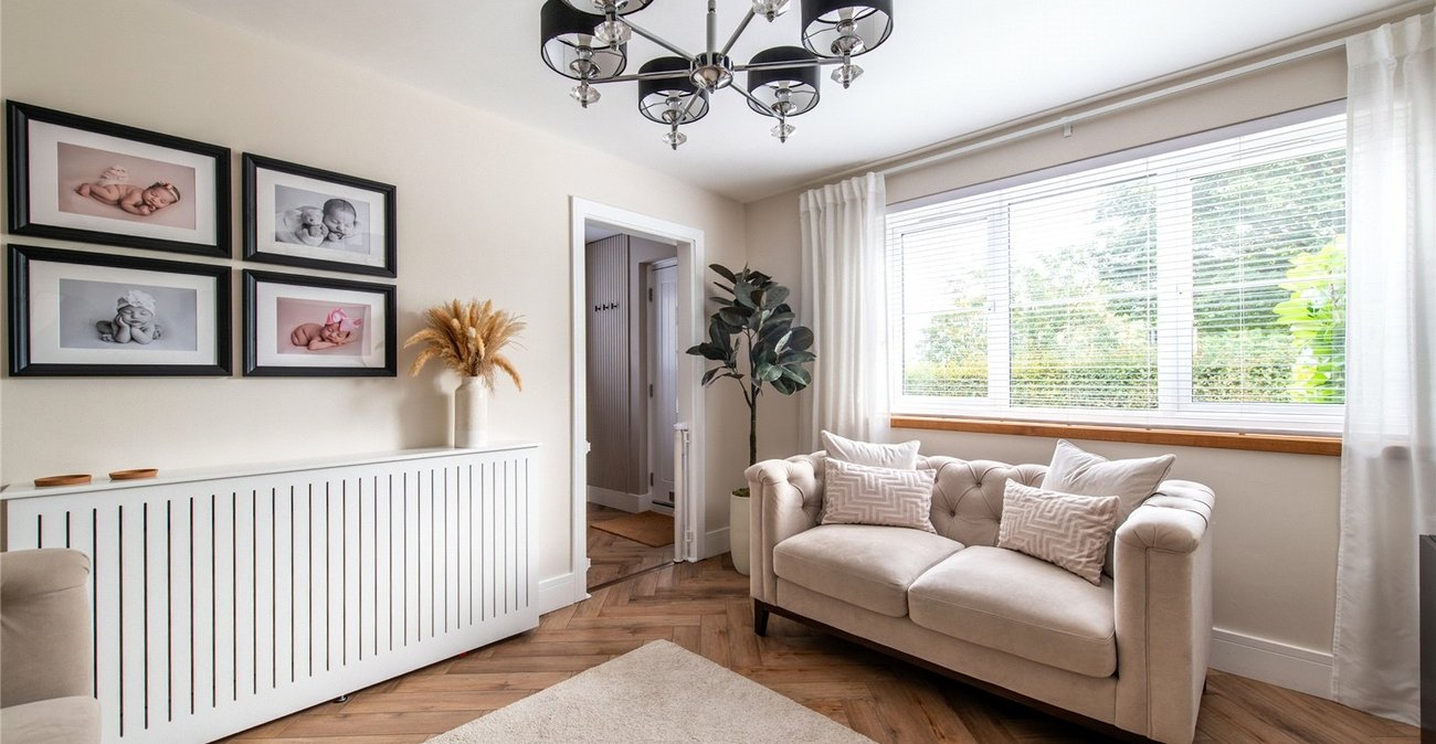 2 bedroom house for sale in Wainscott | Robinson Michael & Jackson