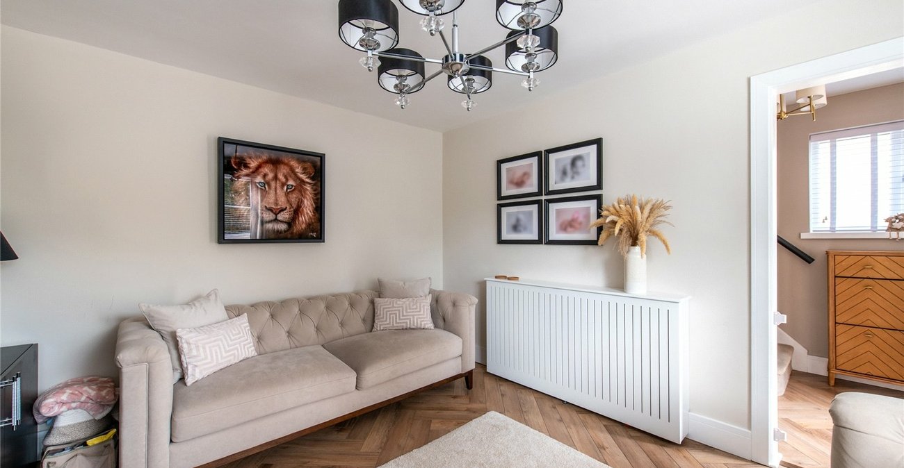 2 bedroom house for sale in Wainscott | Robinson Michael & Jackson