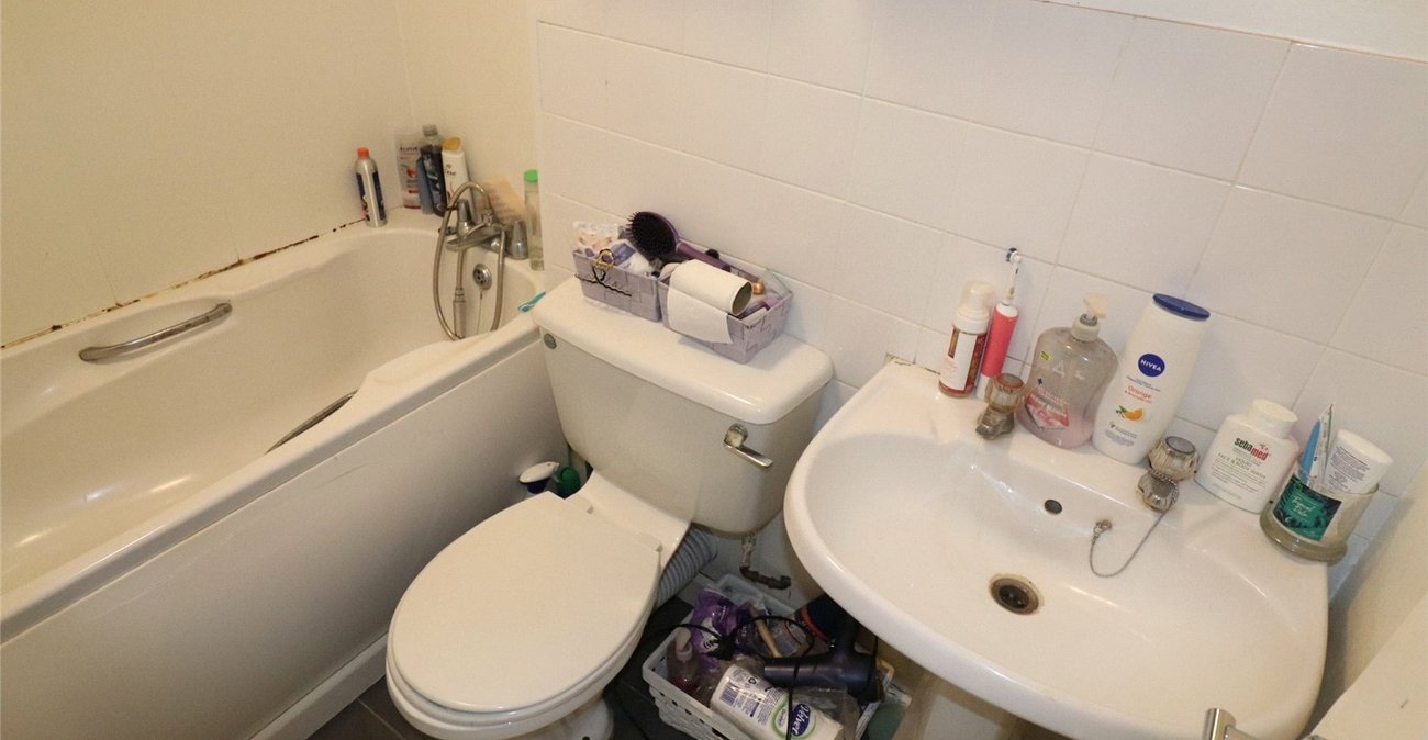 property for sale in Erith | Robinson Jackson