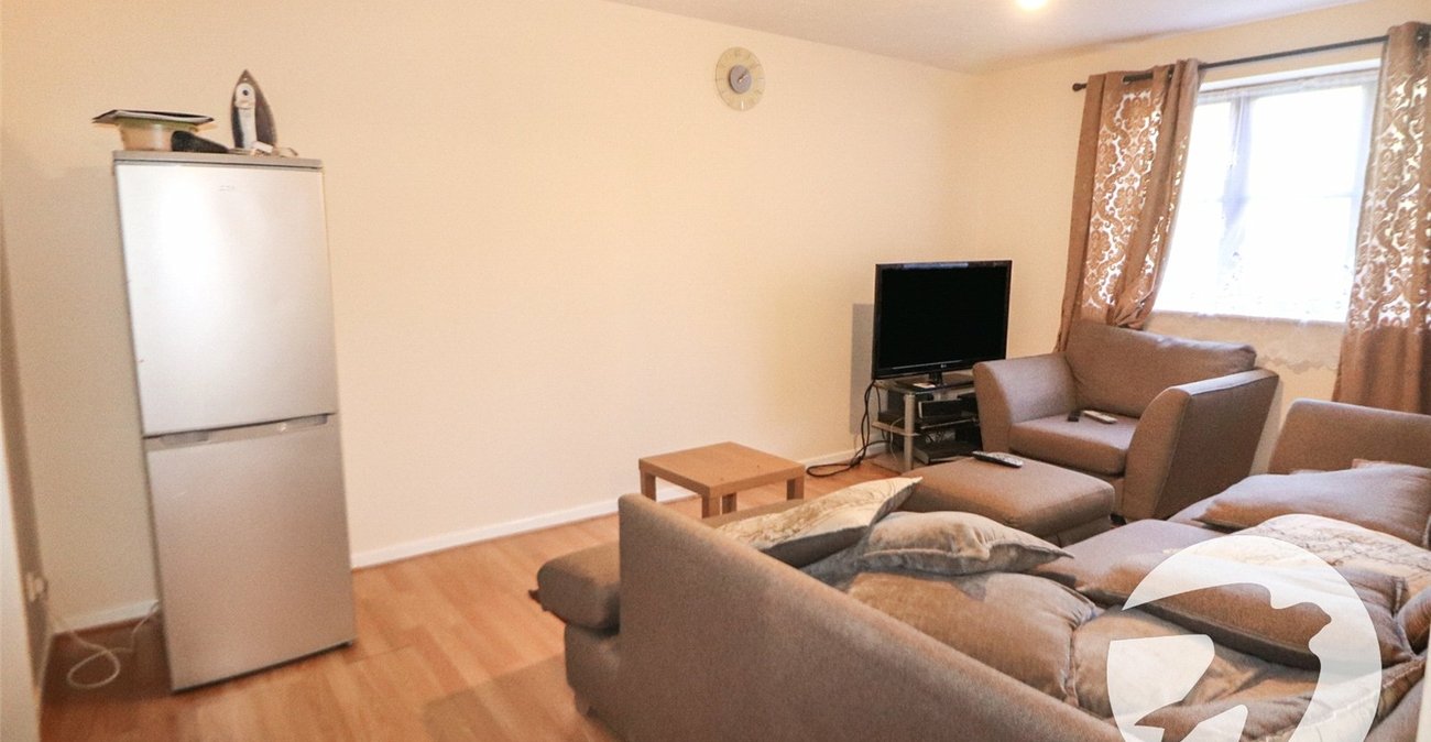 1 bedroom property for sale in Erith | Robinson Jackson