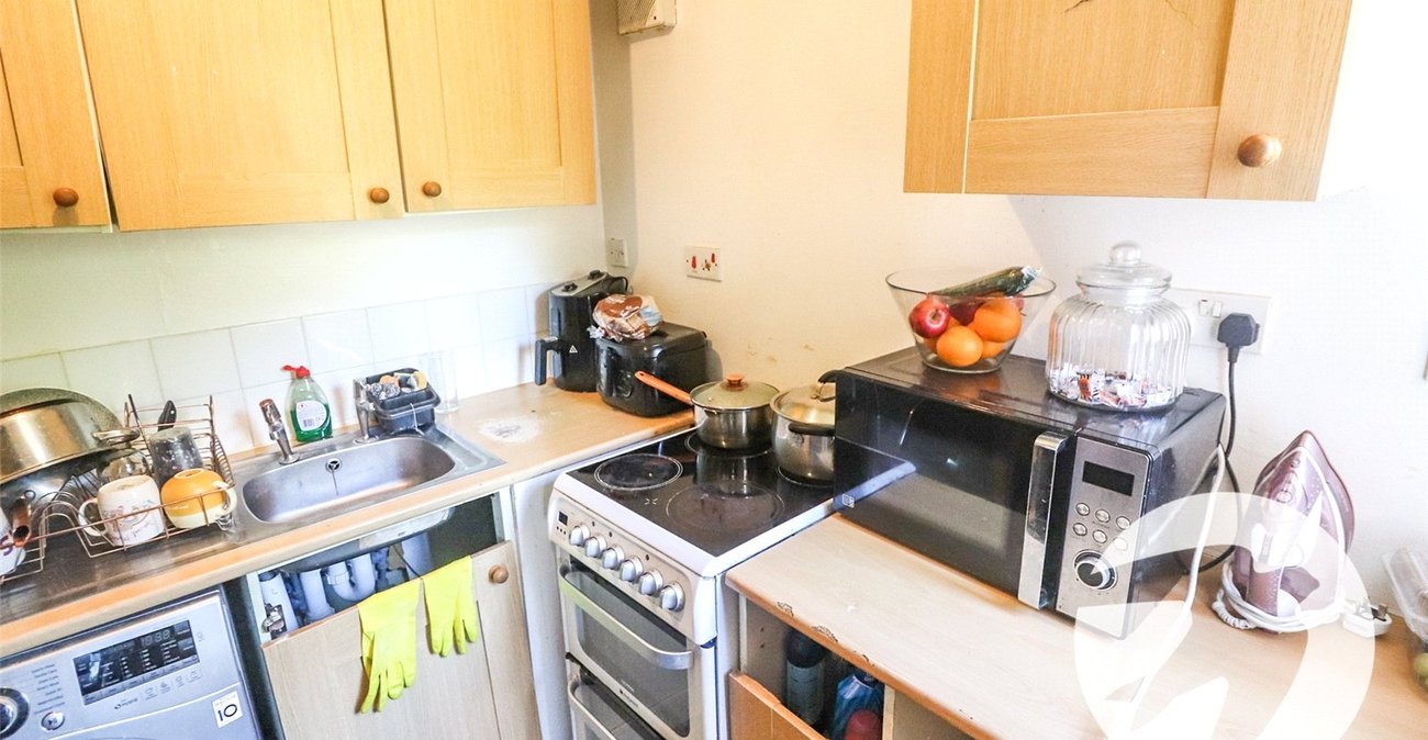 1 bedroom property for sale in Erith | Robinson Jackson