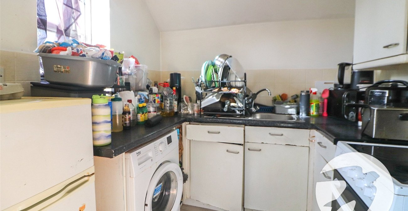 property for sale in Erith | Robinson Jackson