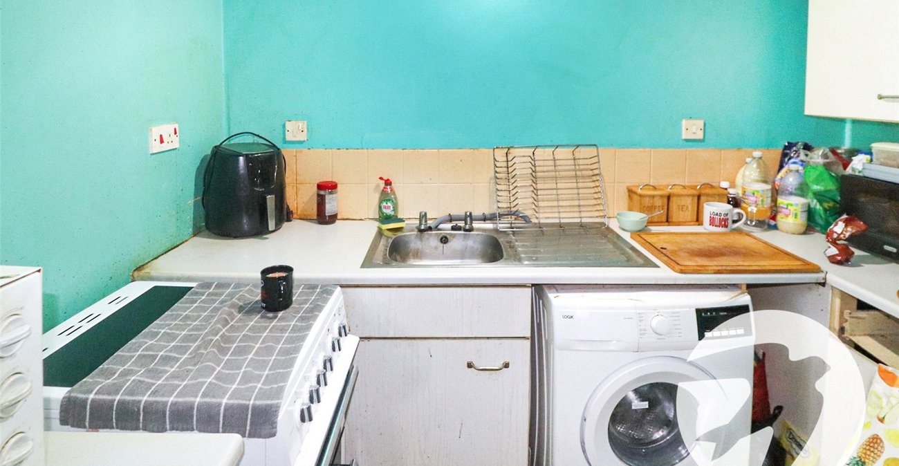 1 bedroom property for sale in Erith | Robinson Jackson