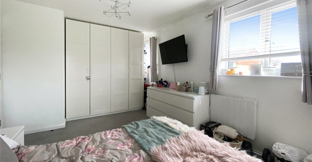 2 bedroom property for sale in Sidcup | Robinson Jackson