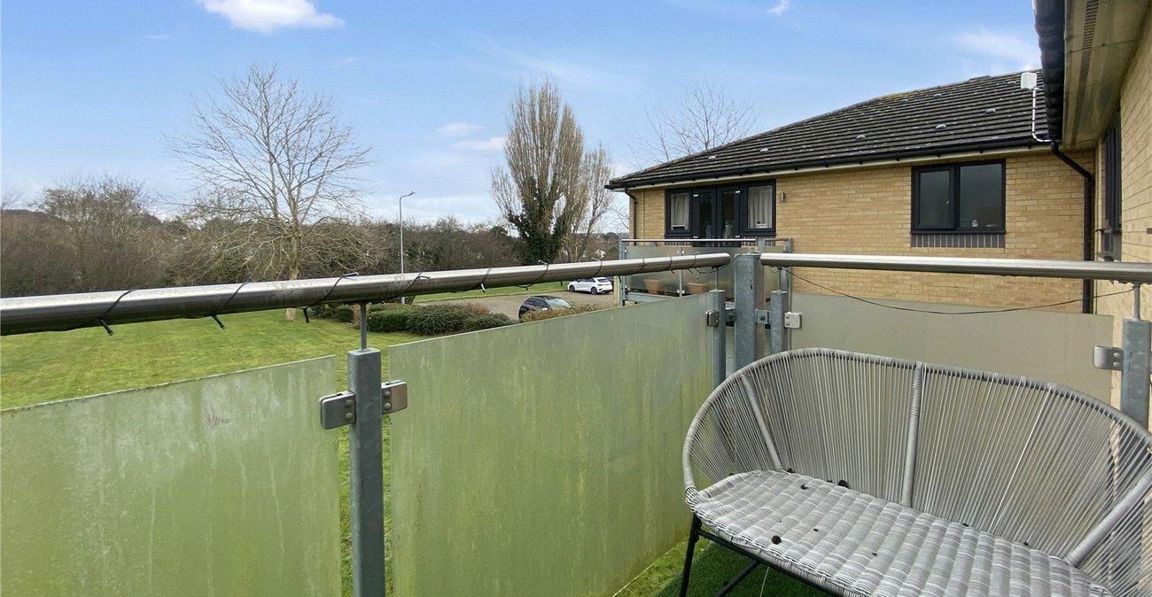 2 bedroom property for sale in Sidcup | Robinson Jackson