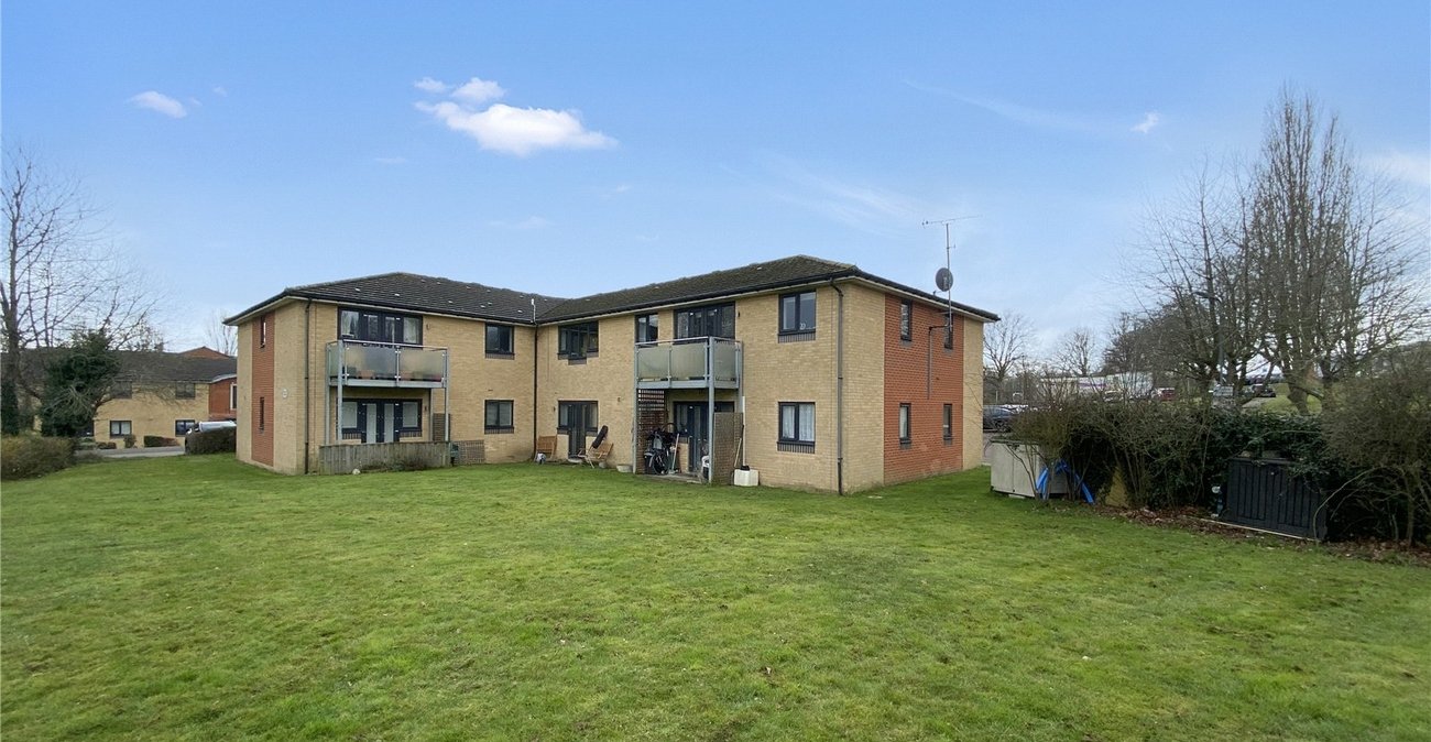 2 bedroom property for sale in Sidcup | Robinson Jackson