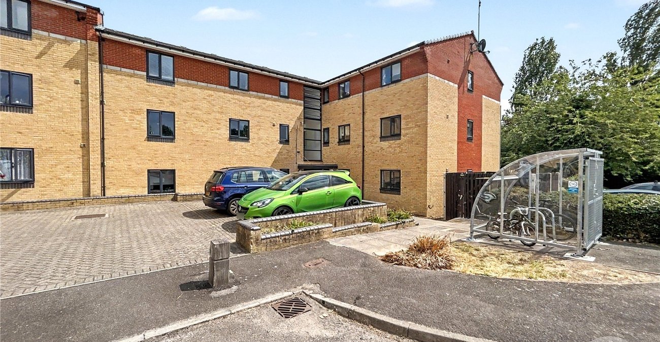 3 bedroom property for sale in Sidcup | Robinson Jackson