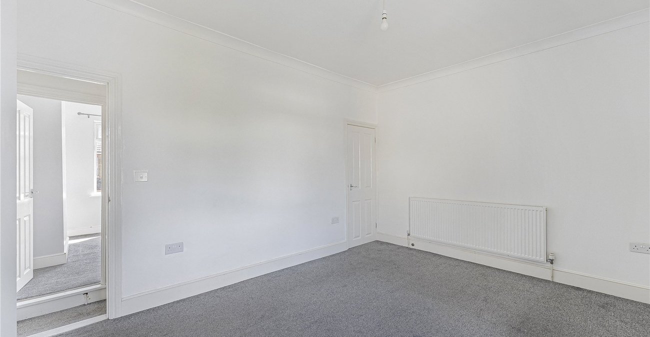 3 bedroom house for sale in Dartford | Robinson Jackson