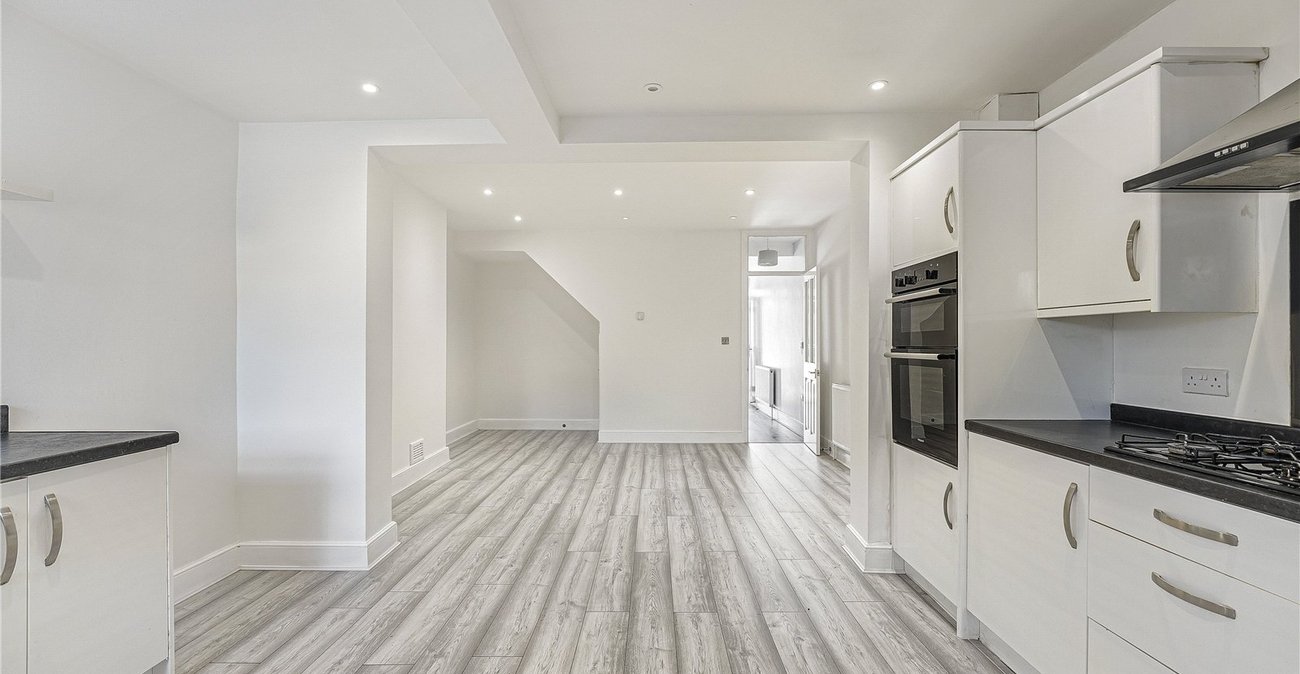 3 bedroom house for sale in Dartford | Robinson Jackson