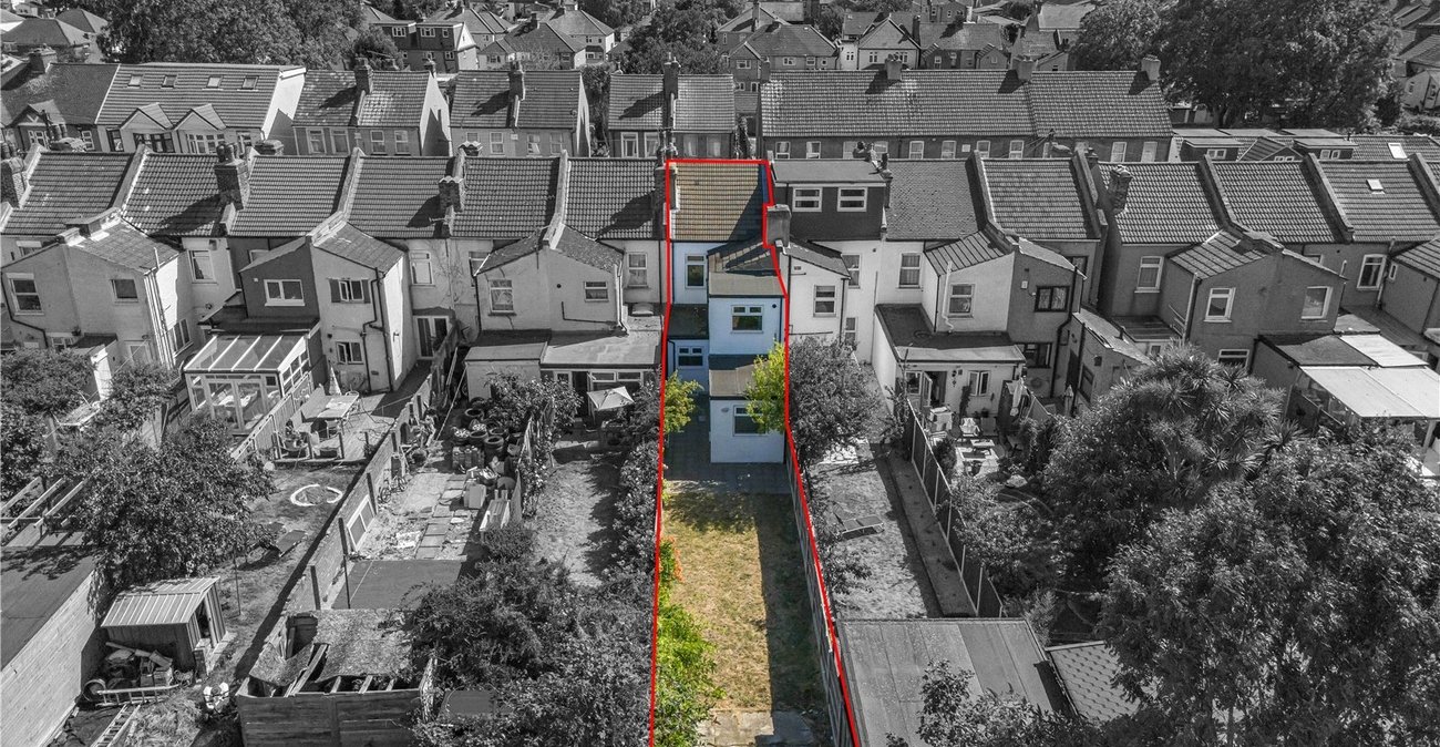 3 bedroom house for sale in Dartford | Robinson Jackson