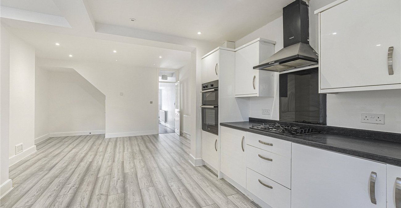 3 bedroom house for sale in Dartford | Robinson Jackson