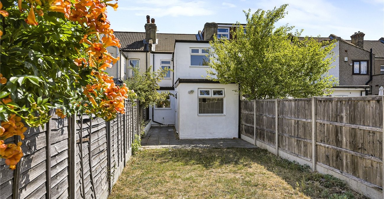 3 bedroom house for sale in Dartford | Robinson Jackson