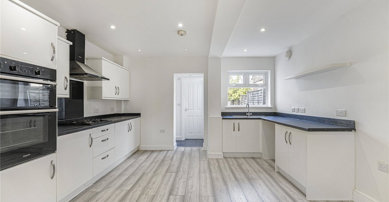3 bedroom house for sale in Dartford | Robinson Jackson