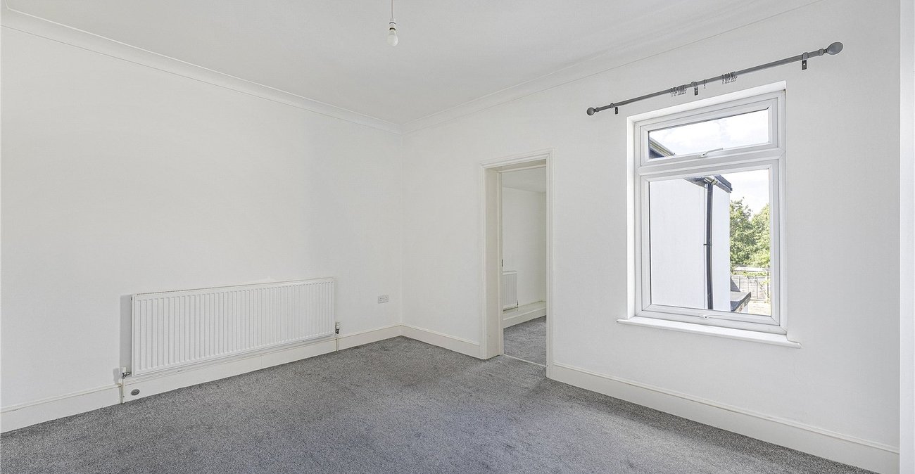 3 bedroom house for sale in Dartford | Robinson Jackson