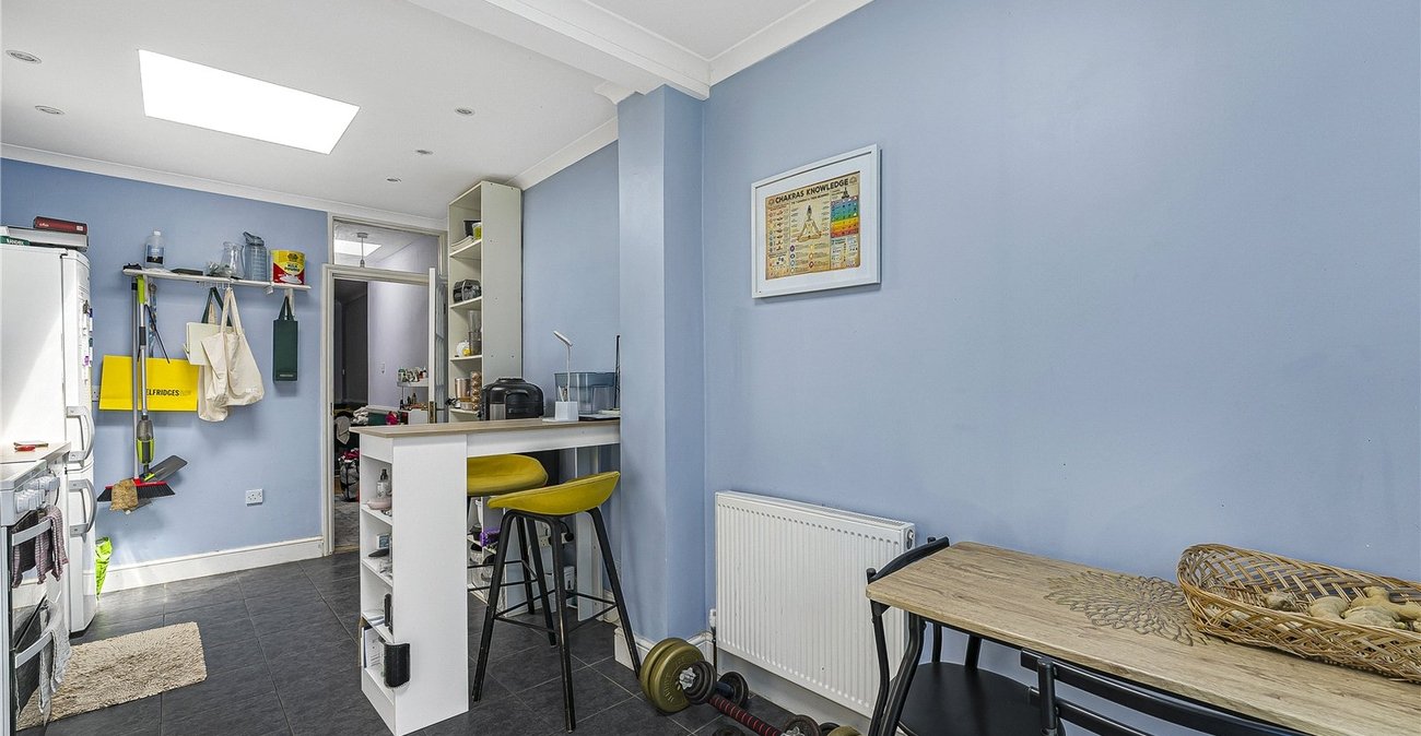 2 bedroom house for sale in Dartford | Robinson Jackson