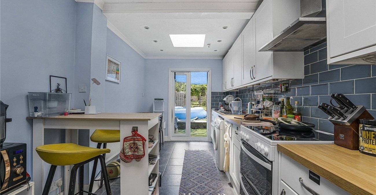 2 bedroom house for sale in Dartford | Robinson Jackson