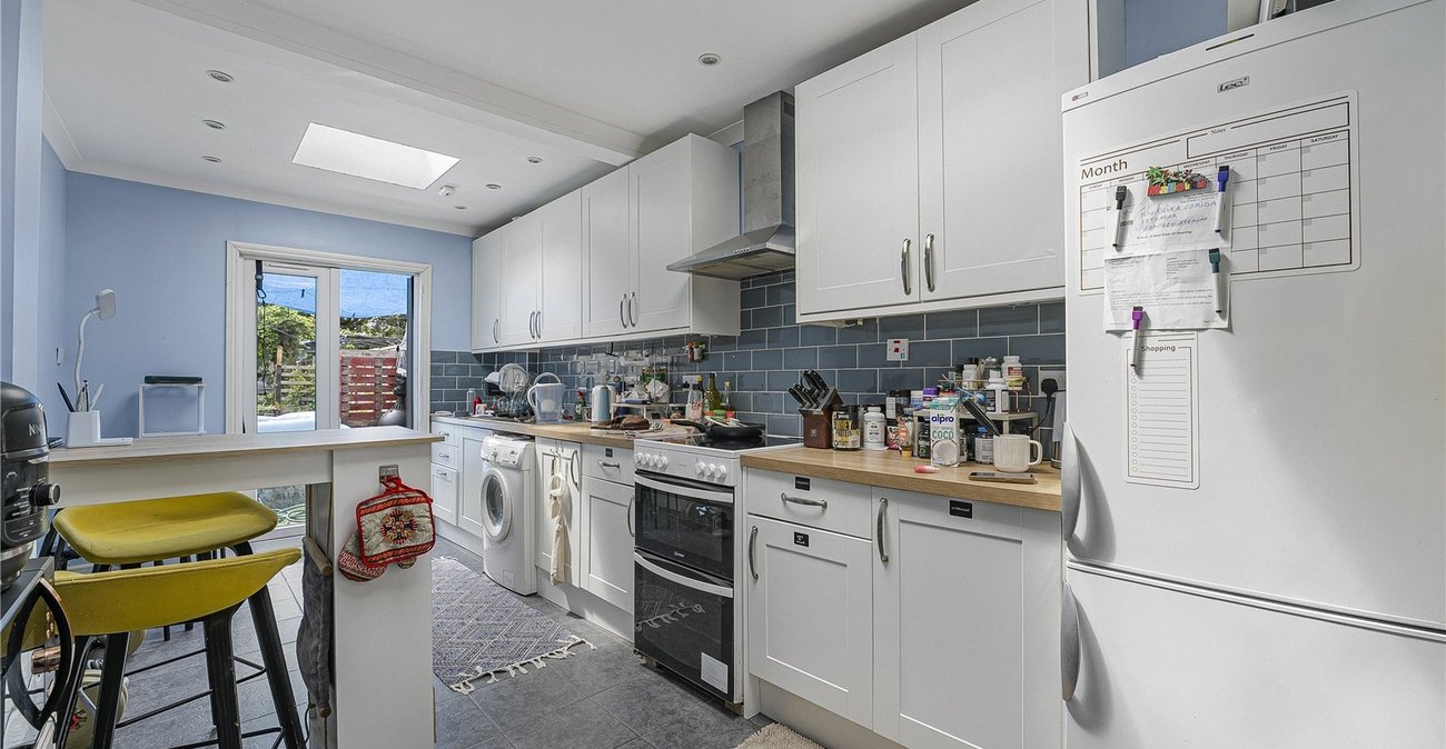 2 bedroom house for sale in Dartford | Robinson Jackson