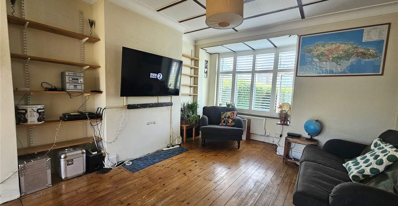 4 bedroom house for sale in Catford | Robinson Jackson