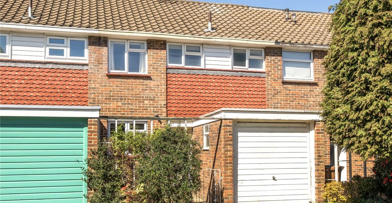 3 bedroom house for sale in Lawrie Park Avenue | Robinson Jackson