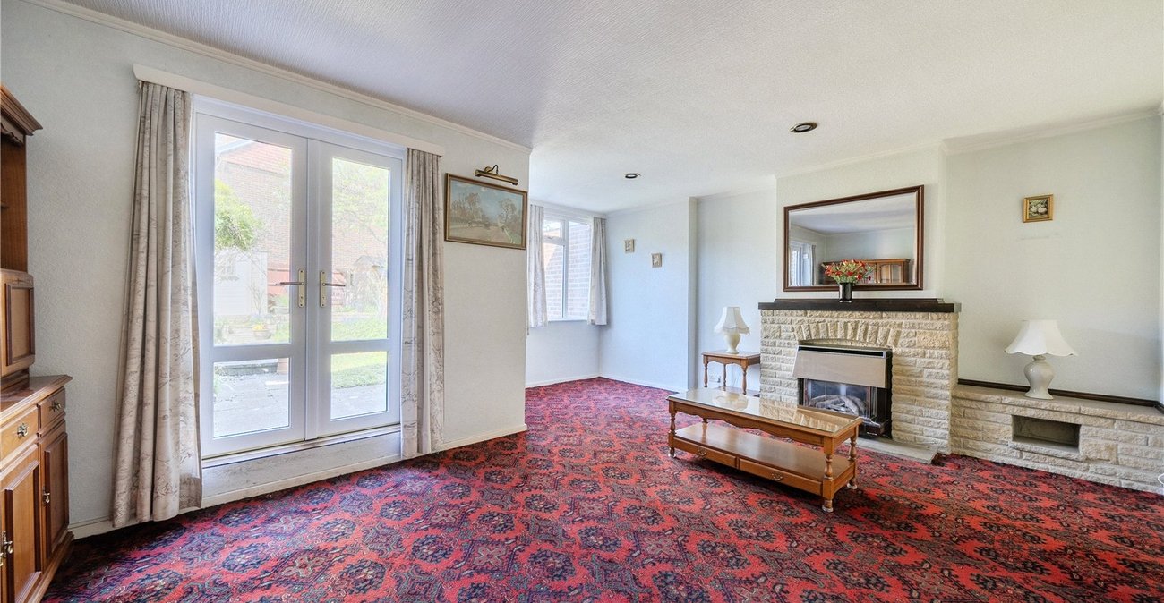 3 bedroom house for sale in Lawrie Park Avenue | Robinson Jackson