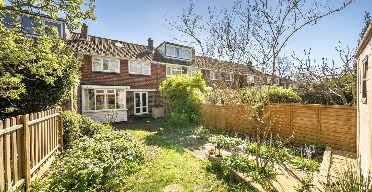 3 bedroom house for sale in Lawrie Park Avenue | Robinson Jackson