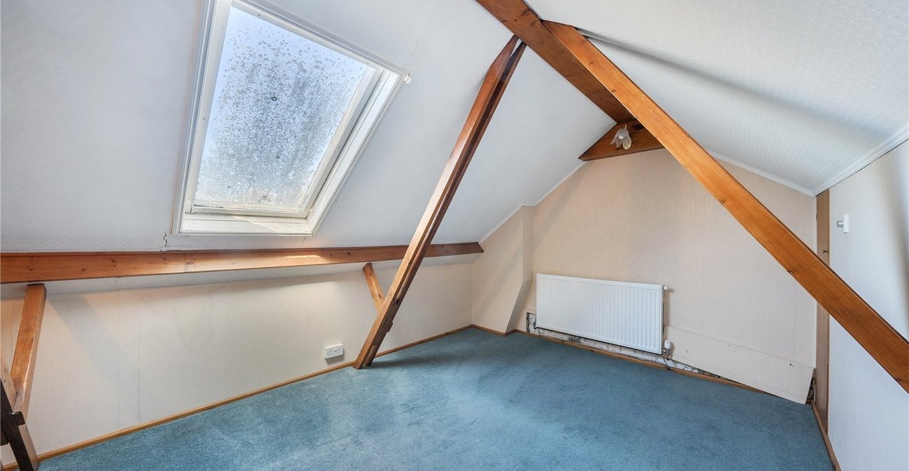 3 bedroom house for sale in Lawrie Park Avenue | Robinson Jackson