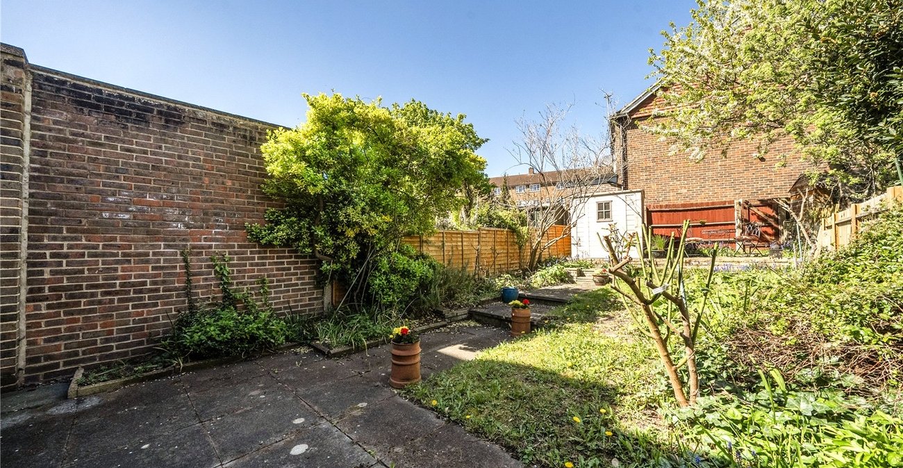 3 bedroom house for sale in Lawrie Park Avenue | Robinson Jackson