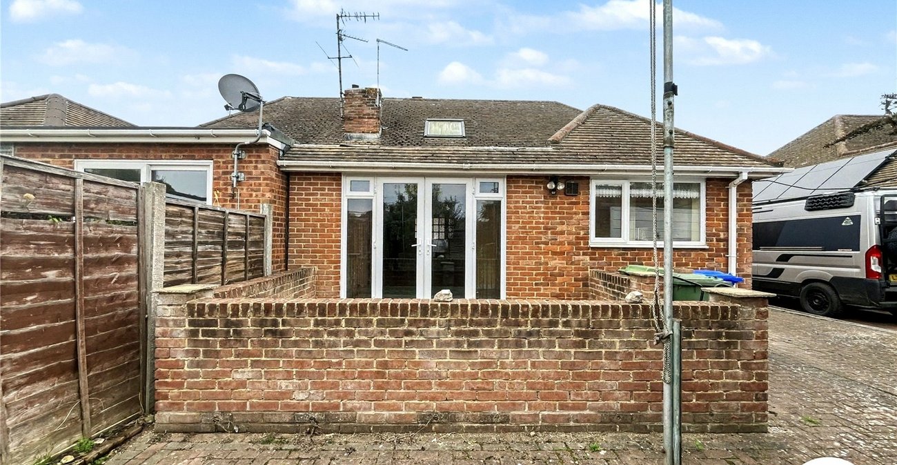 3 bedroom bungalow for sale in Sittingbourne | Robinson Michael & Jackson