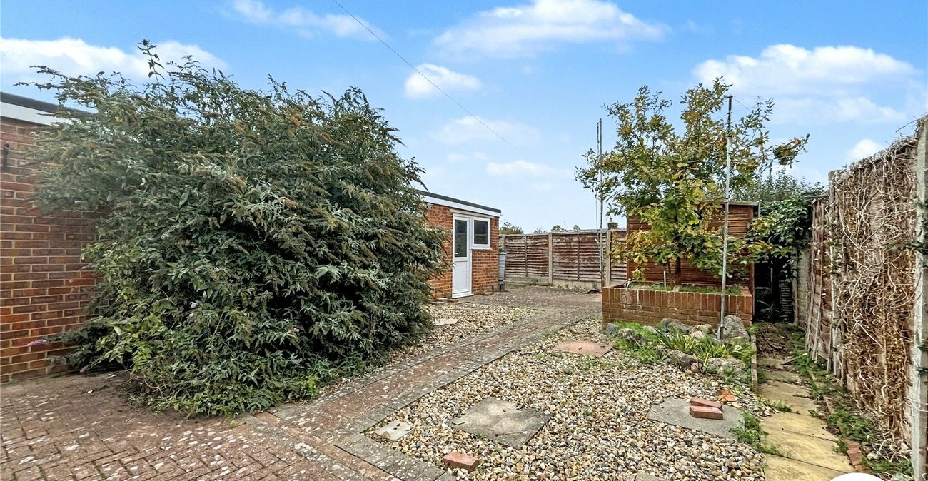 3 bedroom bungalow for sale in Sittingbourne | Robinson Michael & Jackson