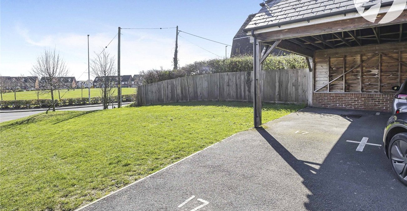 3 bedroom house for sale in Wainscott | Robinson Michael & Jackson