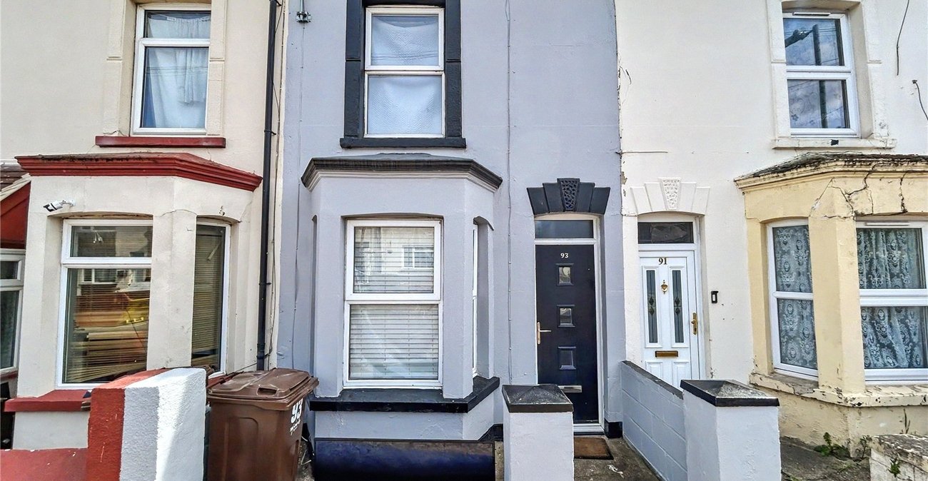 3 bedroom house for sale in Gillingham | Robinson Michael & Jackson