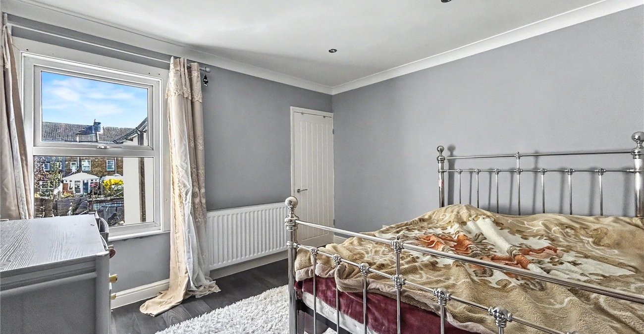 3 bedroom house for sale in Gillingham | Robinson Michael & Jackson