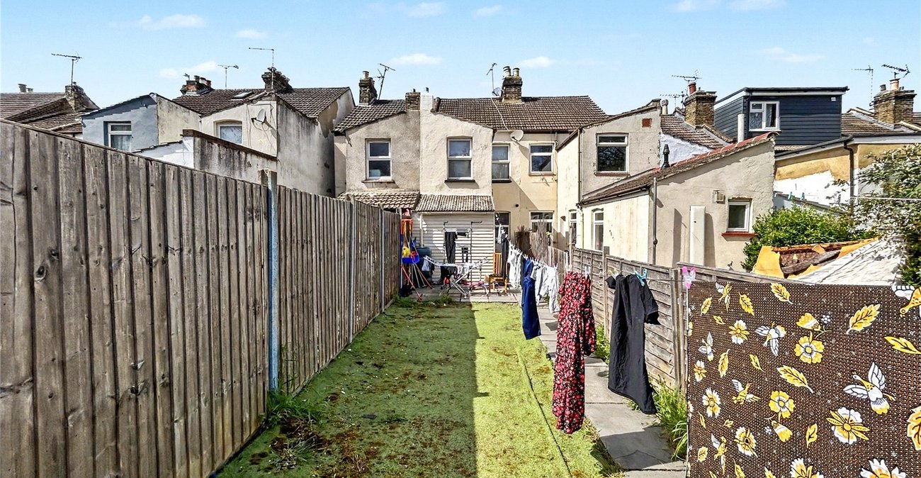 3 bedroom house for sale in Gillingham | Robinson Michael & Jackson