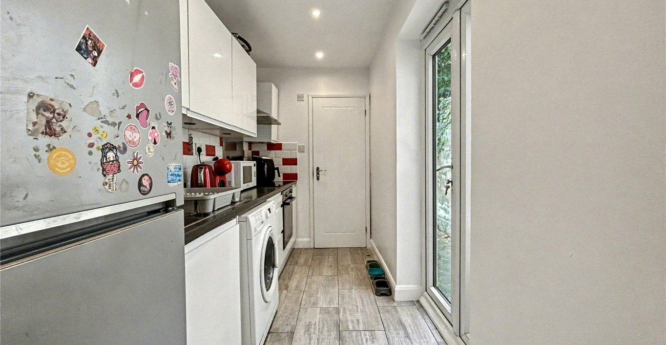 2 bedroom house for sale in Gillingham | Robinson Michael & Jackson