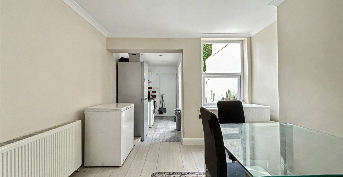 2 bedroom house for sale in Gillingham | Robinson Michael & Jackson