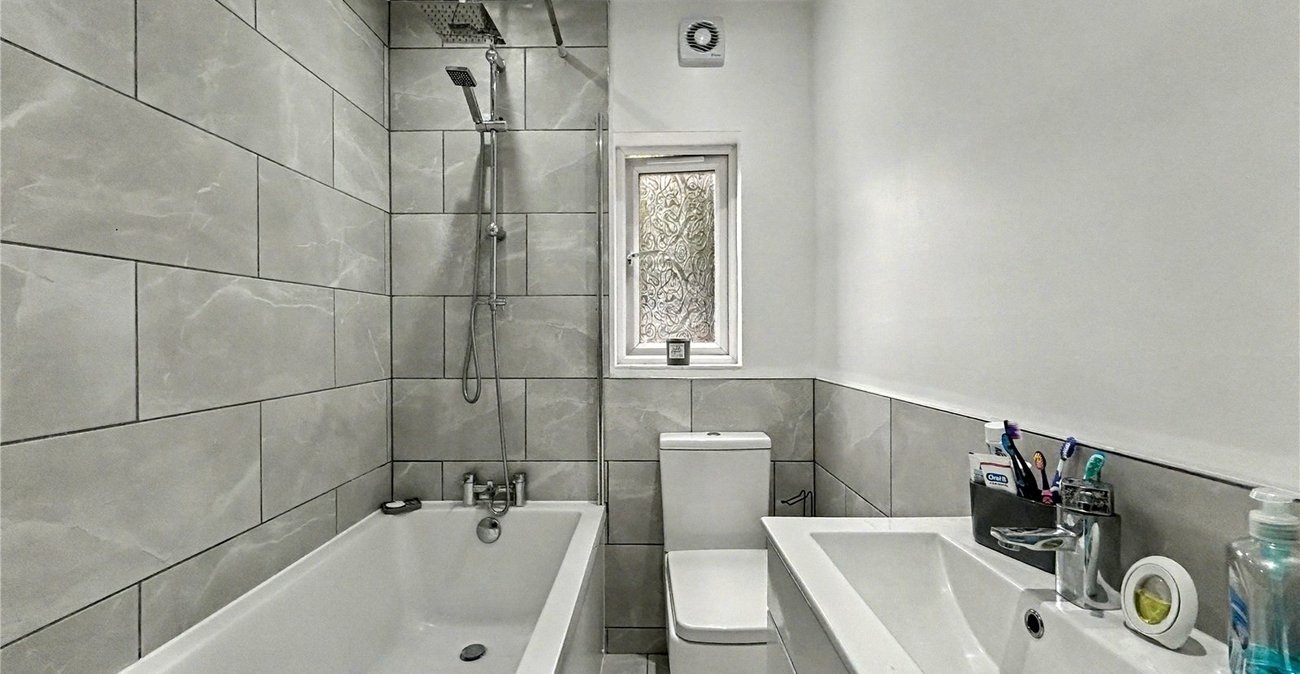 2 bedroom house for sale in Gillingham | Robinson Michael & Jackson