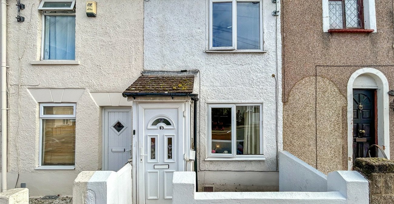 2 bedroom house for sale in Gillingham | Robinson Michael & Jackson