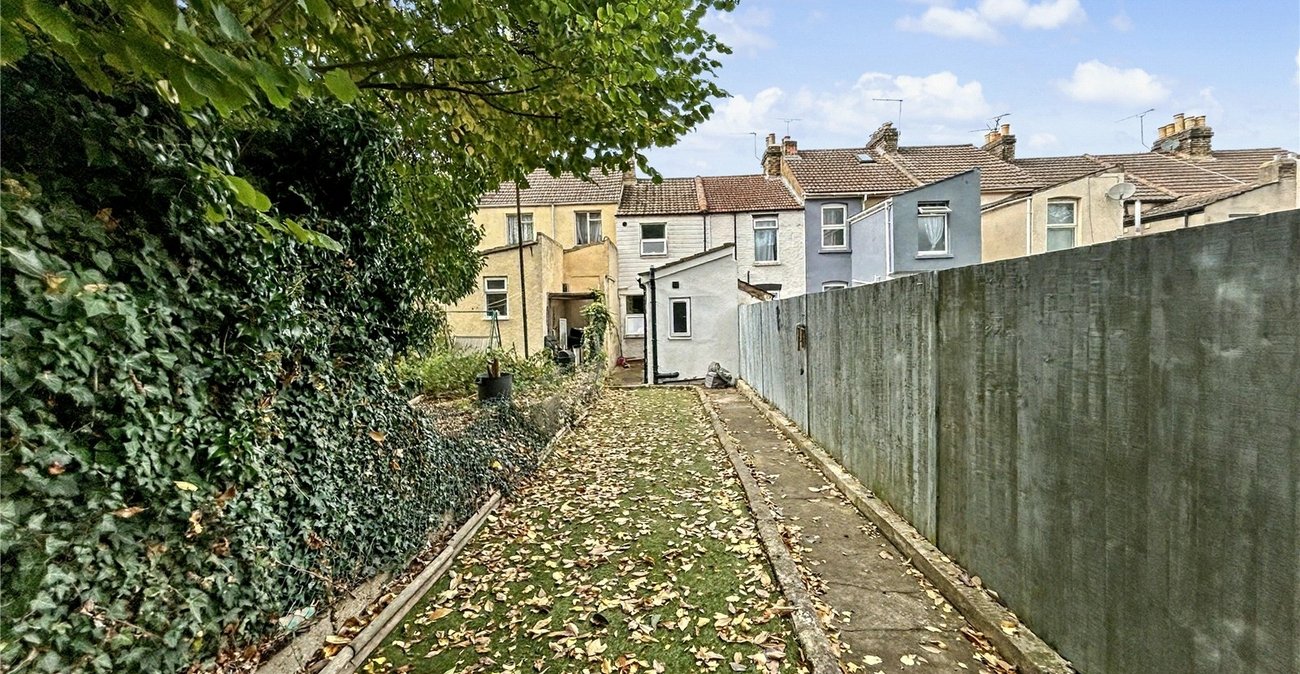 2 bedroom house for sale in Gillingham | Robinson Michael & Jackson