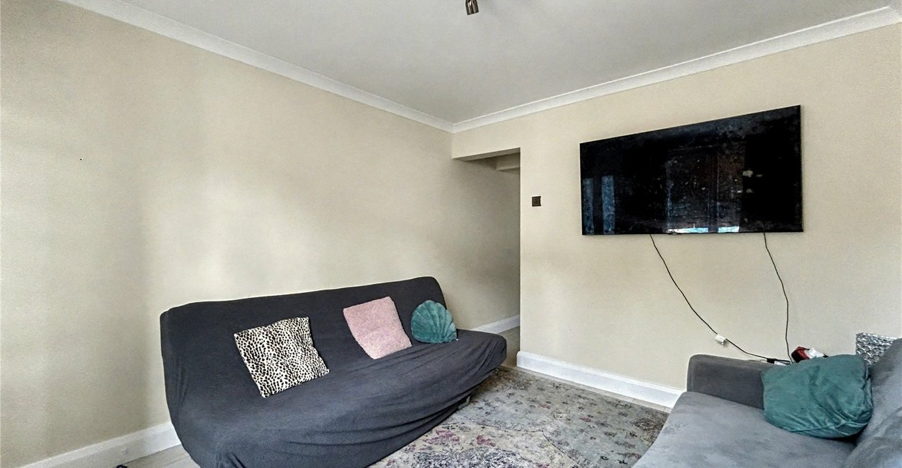 2 bedroom house for sale in Gillingham | Robinson Michael & Jackson