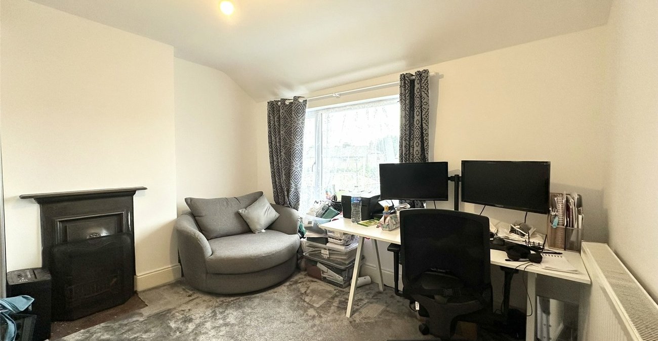 3 bedroom house for sale in Swanscombe | Robinson Jackson